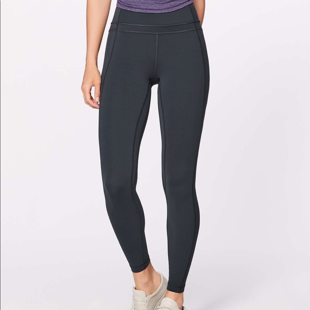Lululemon pushing limits pant, melanite size 6